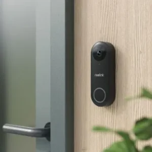 Sonerie video Reolink PoE; D340P Rezolutie video: 5 Megapixeli (2560 × 1920) Day/night: IR cut filter Unghi de vizualizare: 180° (diagonala) Functii speciale: detectare persoane Microfon: incorporat Difuzor: incorporat Comunicare bidirectionala: Da Comandă acum