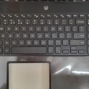 Carcasa superioara cu tastatura palmrest Laptop Gaming, Dell, Inspiron G7 7790, 06WFHN, 00YW0N, layout US Expediere rapidă